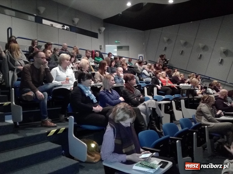 Zdjęcie w galerii na portalu naszraciborz.pl: Katowicka premiera filmowa realizatorów TV Racibórz wiadomości z regionu