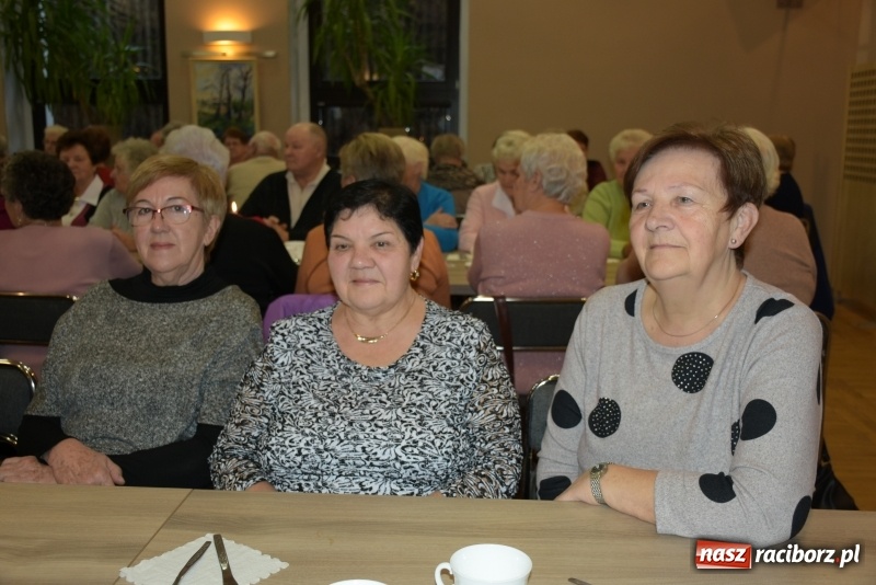 Zdjęcie w galerii na portalu naszraciborz.pl: Święty Mikołaj nie zapomniał o seniorach z Tworkowa wiadomości z regionu