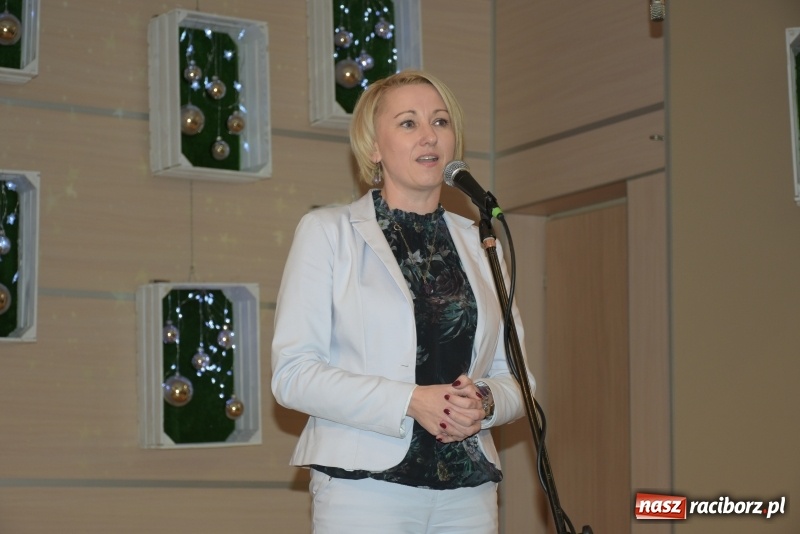 Zdjęcie w galerii na portalu naszraciborz.pl: Święty Mikołaj nie zapomniał o seniorach z Tworkowa wiadomości z regionu