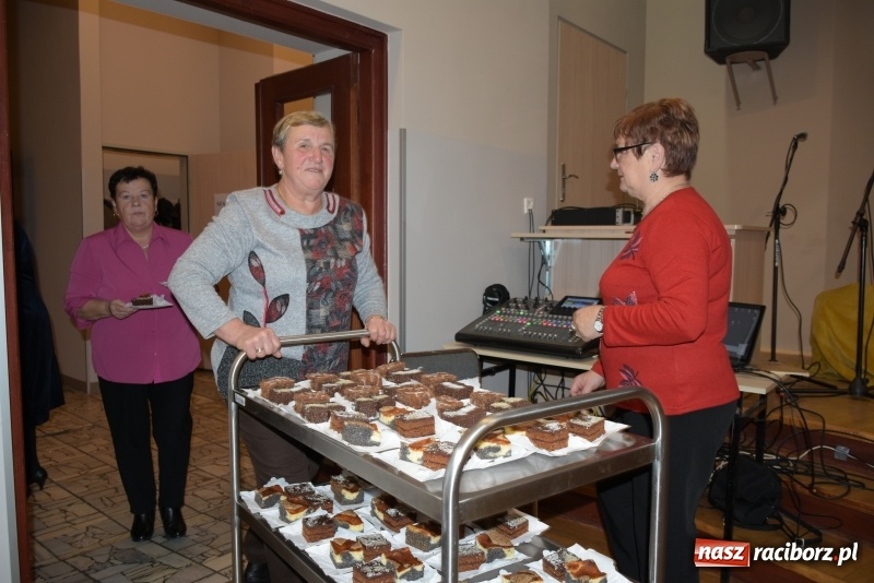 Zdjęcie w galerii na portalu naszraciborz.pl: Święty Mikołaj nie zapomniał o seniorach z Tworkowa wiadomości z regionu