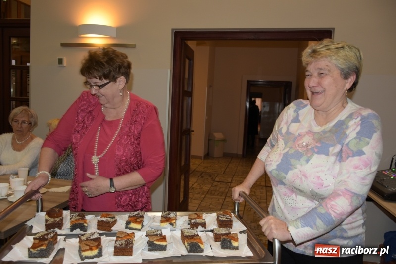 Zdjęcie w galerii na portalu naszraciborz.pl: Święty Mikołaj nie zapomniał o seniorach z Tworkowa wiadomości z regionu