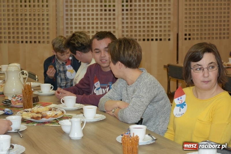 Zdjęcie w galerii na portalu naszraciborz.pl: 6 grudnia jak sami wiecie święty Mikołaj chodzi po świecie... wiadomości z regionu