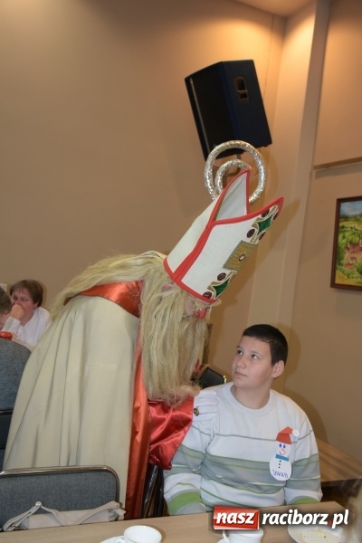 Zdjęcie w galerii na portalu naszraciborz.pl: 6 grudnia jak sami wiecie święty Mikołaj chodzi po świecie... wiadomości z regionu