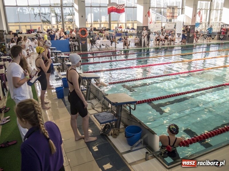 Zdjęcie w galerii na portalu naszraciborz.pl: Trwają Mistrzostwa Śląska 13-latków w pływaniu wiadomości z regionu