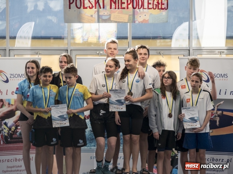 Zdjęcie w galerii na portalu naszraciborz.pl: Trwają Mistrzostwa Śląska 13-latków w pływaniu wiadomości z regionu