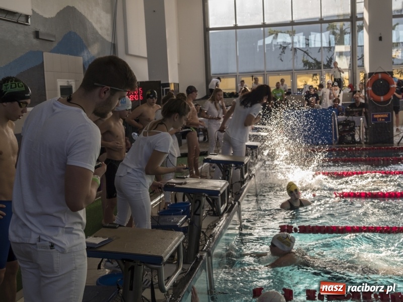 Zdjęcie w galerii na portalu naszraciborz.pl: Trwają Mistrzostwa Śląska 13-latków w pływaniu wiadomości z regionu