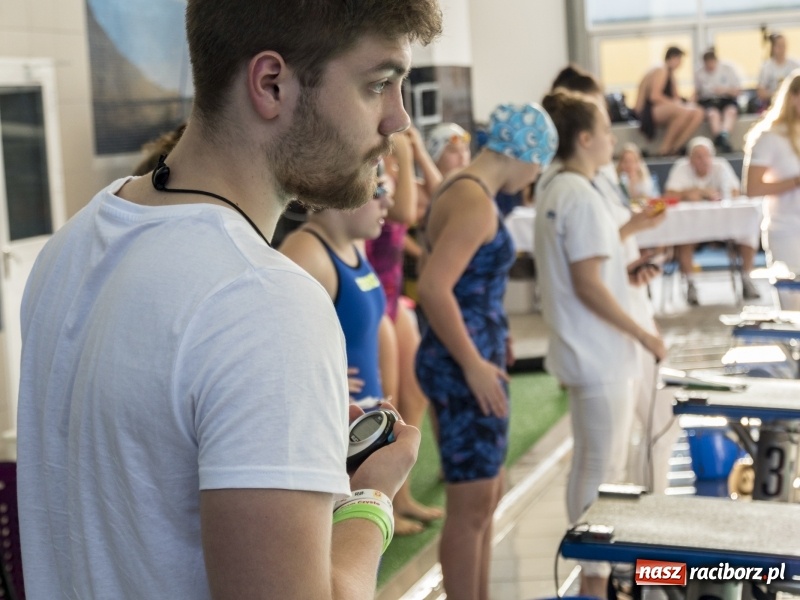 Zdjęcie w galerii na portalu naszraciborz.pl: Trwają Mistrzostwa Śląska 13-latków w pływaniu wiadomości z regionu