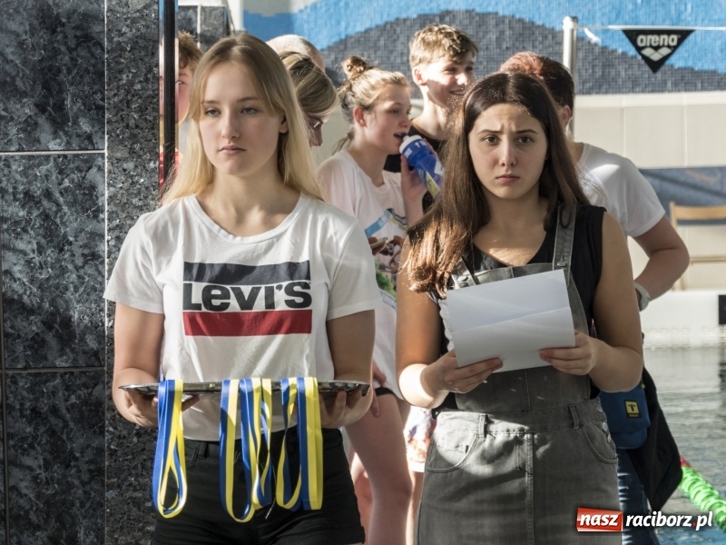 Zdjęcie w galerii na portalu naszraciborz.pl: Trwają Mistrzostwa Śląska 13-latków w pływaniu wiadomości z regionu