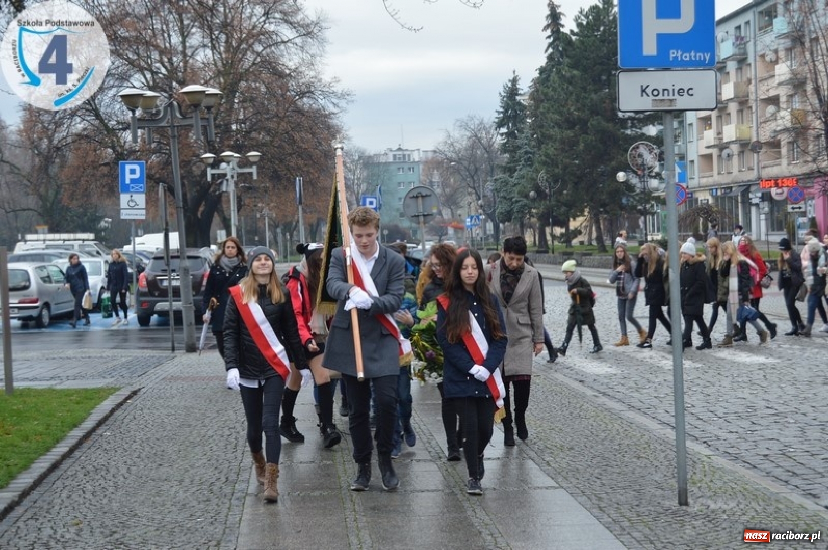 Zdjęcie w galerii na portalu naszraciborz.pl: Raciborska SP 4 obchodziła Dzień Patrona wiadomości z regionu