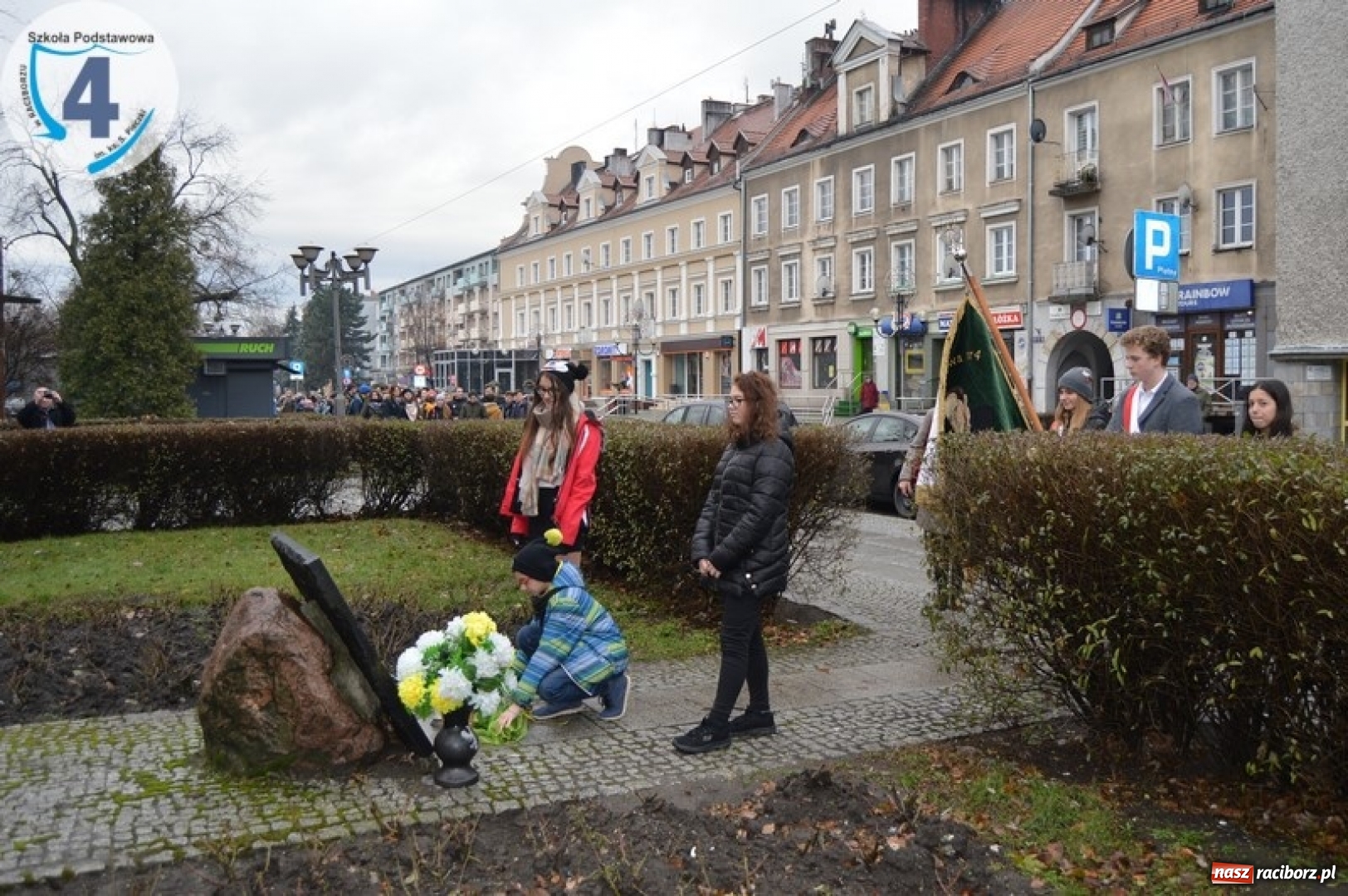 Zdjęcie w galerii na portalu naszraciborz.pl: Raciborska SP 4 obchodziła Dzień Patrona wiadomości z regionu