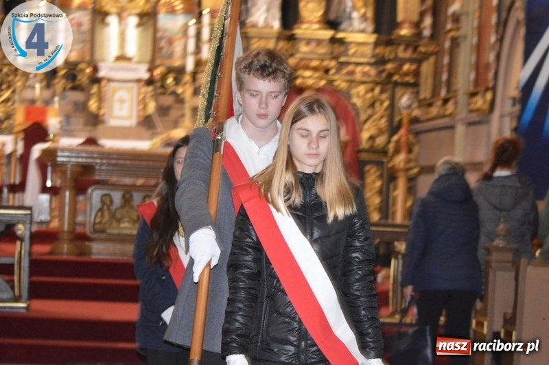 Zdjęcie w galerii na portalu naszraciborz.pl: Raciborska SP 4 obchodziła Dzień Patrona wiadomości z regionu