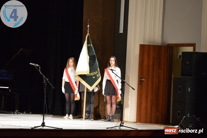 Zdjęcie w galerii na portalu naszraciborz.pl: Raciborska SP 4 obchodziła Dzień Patrona wiadomości z regionu