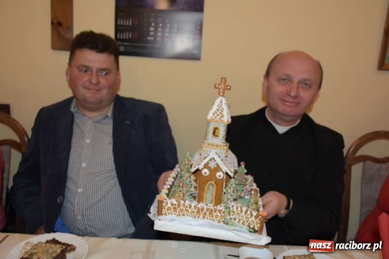 Zdjęcie w galerii na portalu naszraciborz.pl: Mikołaj odwiedził gospodynie z Tworkowa wiadomości z regionu