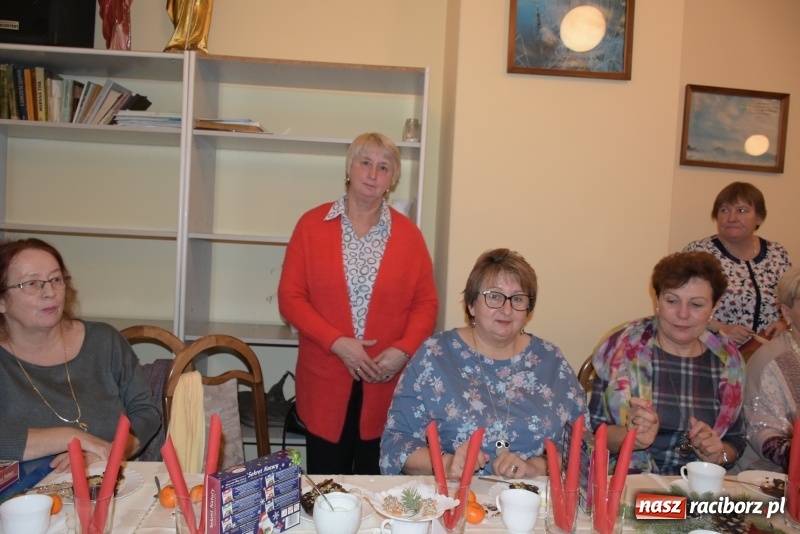 Zdjęcie w galerii na portalu naszraciborz.pl: Mikołaj odwiedził gospodynie z Tworkowa wiadomości z regionu