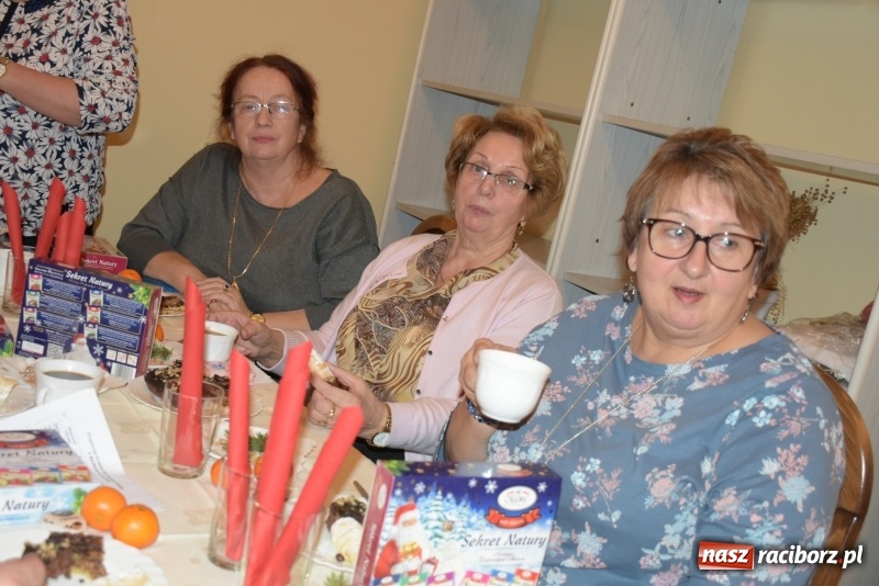 Zdjęcie w galerii na portalu naszraciborz.pl: Mikołaj odwiedził gospodynie z Tworkowa wiadomości z regionu