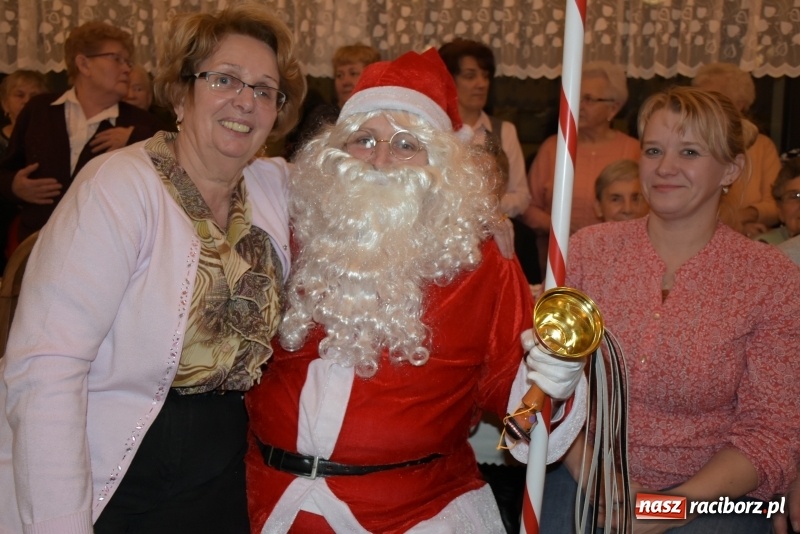 Zdjęcie w galerii na portalu naszraciborz.pl: Mikołaj odwiedził gospodynie z Tworkowa wiadomości z regionu