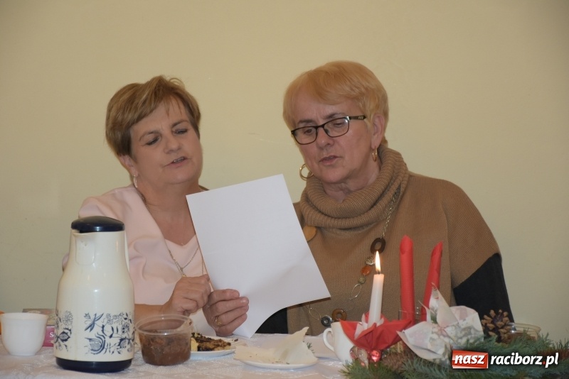 Zdjęcie w galerii na portalu naszraciborz.pl: Mikołaj odwiedził gospodynie z Tworkowa wiadomości z regionu