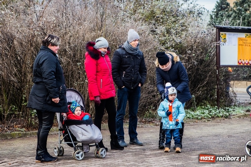 Zdjęcie w galerii na portalu naszraciborz.pl: Pradawnym zwyczajem w Krzanowicach przeszła dziś procesja konna na św. Mikołaja FOTO i WIDEO wiadomości z regionu