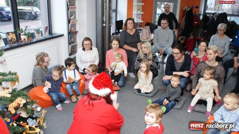 Zdjęcie w galerii na portalu naszraciborz.pl: Mikołajkowe spotkanie w Klubie Malucha w bibliotece na Ostrogu wiadomości z regionu