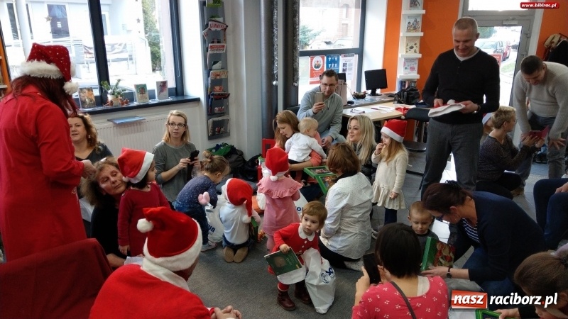 Zdjęcie w galerii na portalu naszraciborz.pl: Mikołajkowe spotkanie w Klubie Malucha w bibliotece na Ostrogu wiadomości z regionu