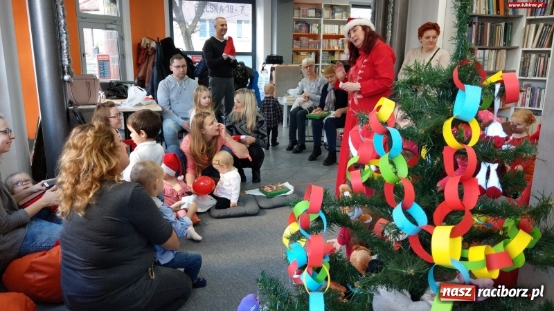 Zdjęcie w galerii na portalu naszraciborz.pl: Mikołajkowe spotkanie w Klubie Malucha w bibliotece na Ostrogu wiadomości z regionu