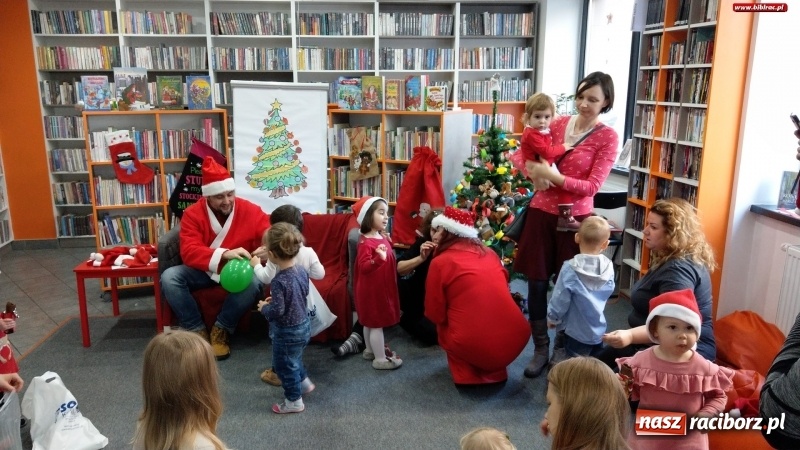 Zdjęcie w galerii na portalu naszraciborz.pl: Mikołajkowe spotkanie w Klubie Malucha w bibliotece na Ostrogu wiadomości z regionu