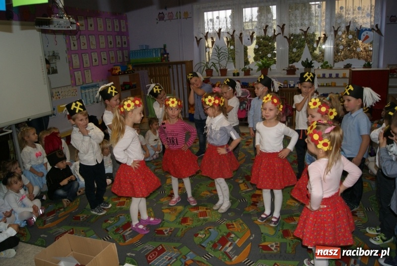 Zdjęcie w galerii na portalu naszraciborz.pl: Barbórka w Przedszkolu w Studziennej wiadomości z regionu