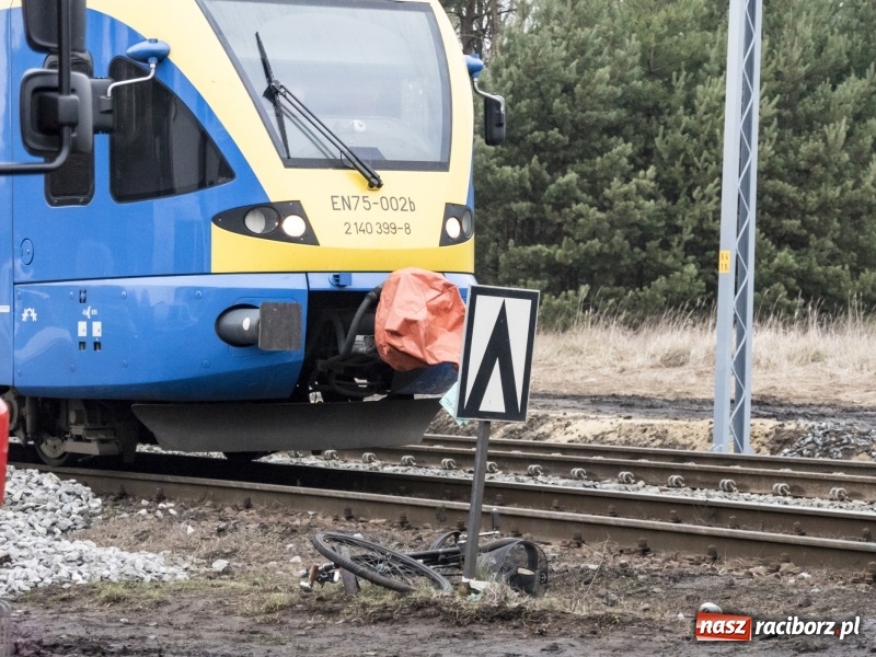 Zdjęcie w galerii na portalu naszraciborz.pl: Biegły zmienił zdanie. Sąd uniewinnił maszynistę pociągu, który potrącił w Nędzy 84-letnią kobietę wiadomości z regionu