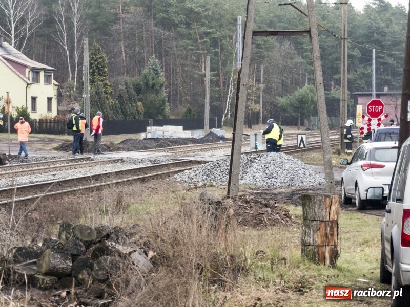 Zdjęcie w galerii na portalu naszraciborz.pl: Biegły zmienił zdanie. Sąd uniewinnił maszynistę pociągu, który potrącił w Nędzy 84-letnią kobietę wiadomości z regionu