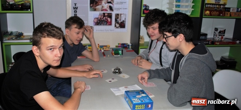 Zdjęcie w galerii na portalu naszraciborz.pl: Integracja nie segregacja. Akcja w SP 1 na Ostrogu  wiadomości z regionu