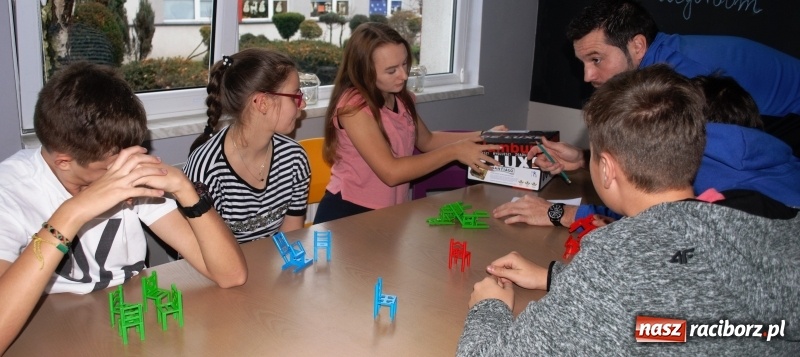 Zdjęcie w galerii na portalu naszraciborz.pl: Integracja nie segregacja. Akcja w SP 1 na Ostrogu  wiadomości z regionu