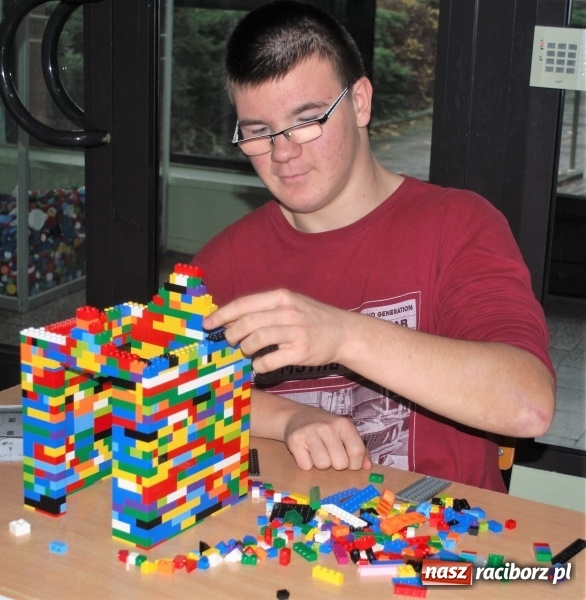 Zdjęcie w galerii na portalu naszraciborz.pl: Integracja nie segregacja. Akcja w SP 1 na Ostrogu  wiadomości z regionu