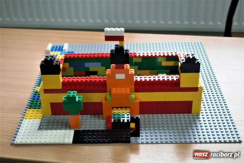 Zdjęcie w galerii na portalu naszraciborz.pl: Integracja nie segregacja. Akcja w SP 1 na Ostrogu  wiadomości z regionu