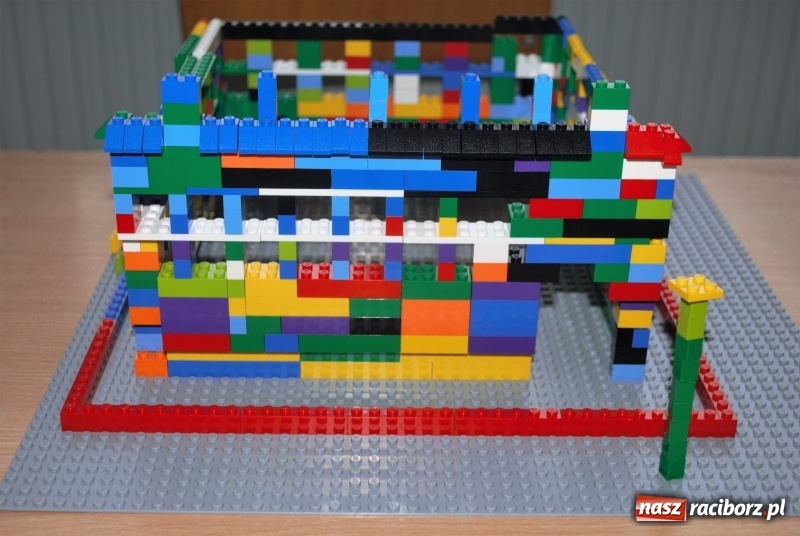 Zdjęcie w galerii na portalu naszraciborz.pl: Integracja nie segregacja. Akcja w SP 1 na Ostrogu  wiadomości z regionu