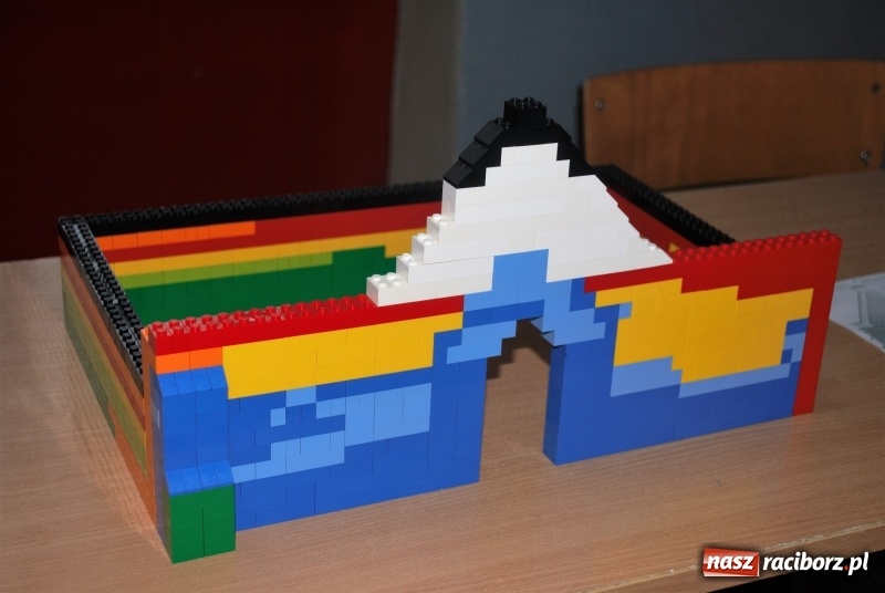 Zdjęcie w galerii na portalu naszraciborz.pl: Integracja nie segregacja. Akcja w SP 1 na Ostrogu  wiadomości z regionu