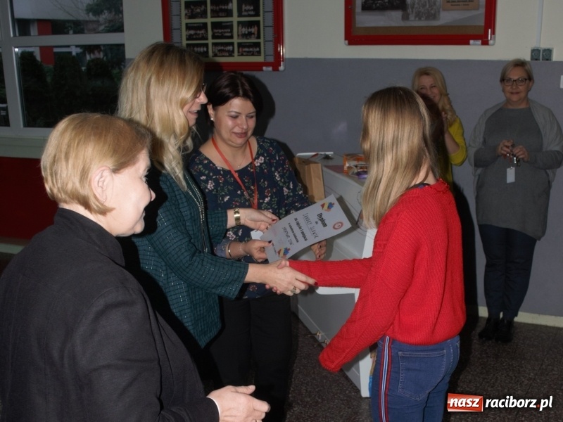 Zdjęcie w galerii na portalu naszraciborz.pl: Integracja nie segregacja. Akcja w SP 1 na Ostrogu  wiadomości z regionu