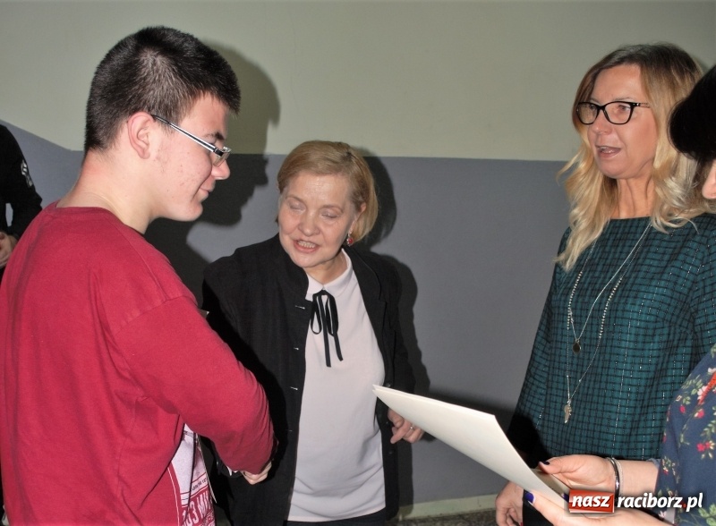 Zdjęcie w galerii na portalu naszraciborz.pl: Integracja nie segregacja. Akcja w SP 1 na Ostrogu  wiadomości z regionu