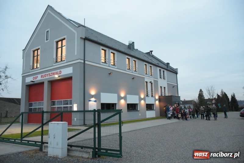 Zdjęcie w galerii na portalu naszraciborz.pl: Mikołaj się zbliża dzieci się radują wiadomości z regionu