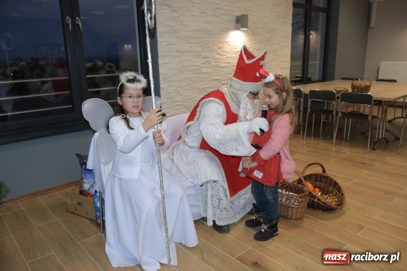Zdjęcie w galerii na portalu naszraciborz.pl: Mikołaj się zbliża dzieci się radują wiadomości z regionu
