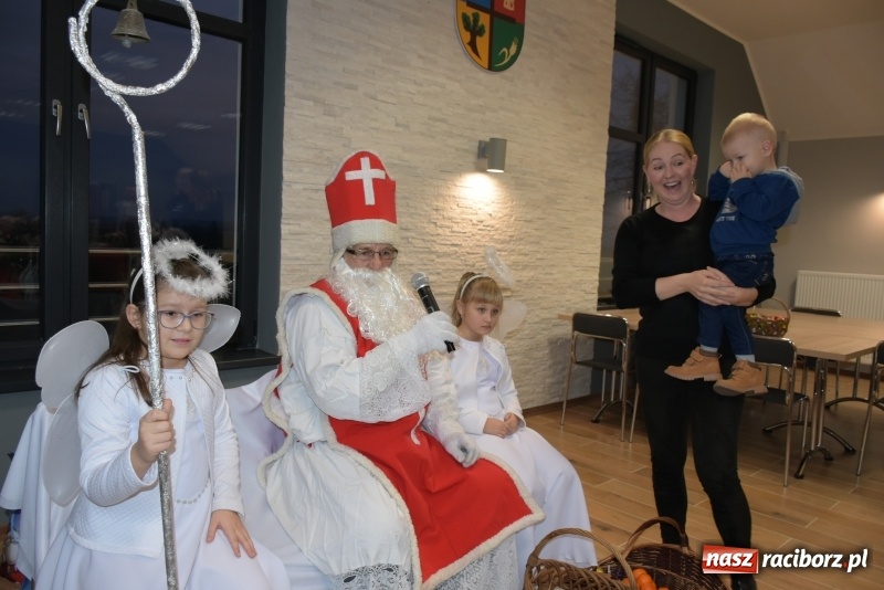 Zdjęcie w galerii na portalu naszraciborz.pl: Mikołaj się zbliża dzieci się radują wiadomości z regionu