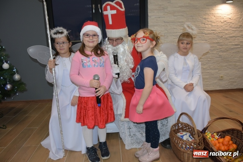 Zdjęcie w galerii na portalu naszraciborz.pl: Mikołaj się zbliża dzieci się radują wiadomości z regionu
