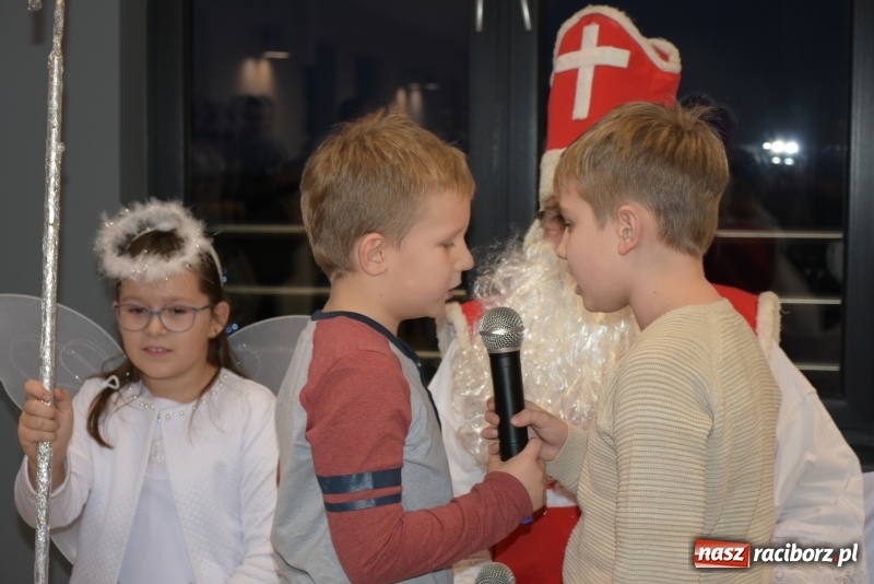 Zdjęcie w galerii na portalu naszraciborz.pl: Mikołaj się zbliża dzieci się radują wiadomości z regionu