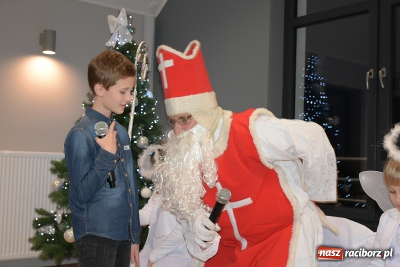 Zdjęcie w galerii na portalu naszraciborz.pl: Mikołaj się zbliża dzieci się radują wiadomości z regionu