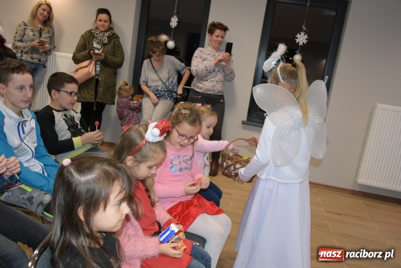 Zdjęcie w galerii na portalu naszraciborz.pl: Mikołaj się zbliża dzieci się radują wiadomości z regionu