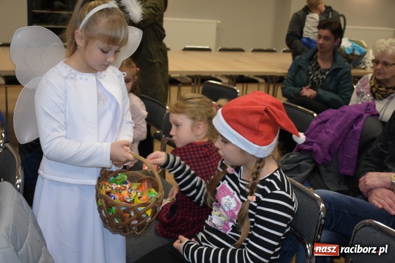 Zdjęcie w galerii na portalu naszraciborz.pl: Mikołaj się zbliża dzieci się radują wiadomości z regionu