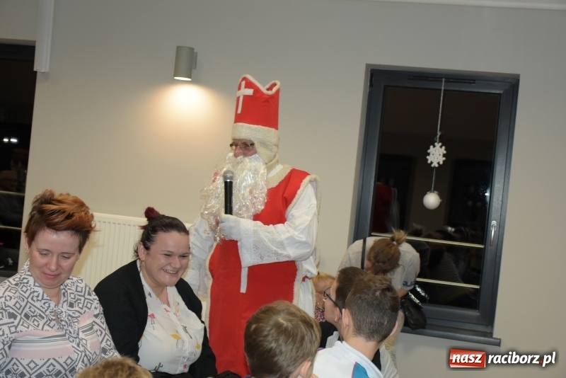 Zdjęcie w galerii na portalu naszraciborz.pl: Mikołaj się zbliża dzieci się radują wiadomości z regionu