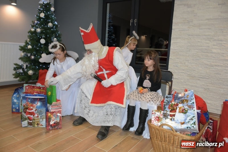 Zdjęcie w galerii na portalu naszraciborz.pl: Mikołaj się zbliża dzieci się radują wiadomości z regionu