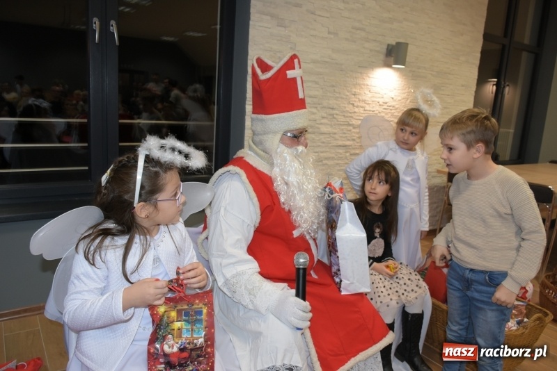 Zdjęcie w galerii na portalu naszraciborz.pl: Mikołaj się zbliża dzieci się radują wiadomości z regionu