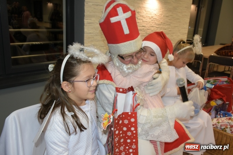 Zdjęcie w galerii na portalu naszraciborz.pl: Mikołaj się zbliża dzieci się radują wiadomości z regionu