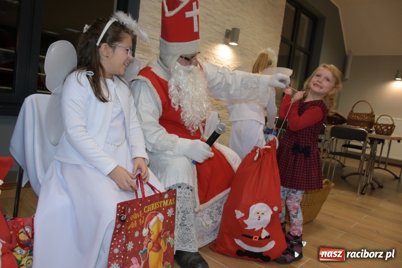 Zdjęcie w galerii na portalu naszraciborz.pl: Mikołaj się zbliża dzieci się radują wiadomości z regionu